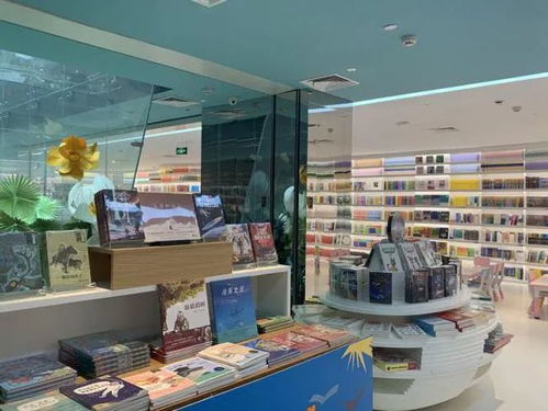 地铁穿行处，书香漫归途 长假里的文艺邂逅